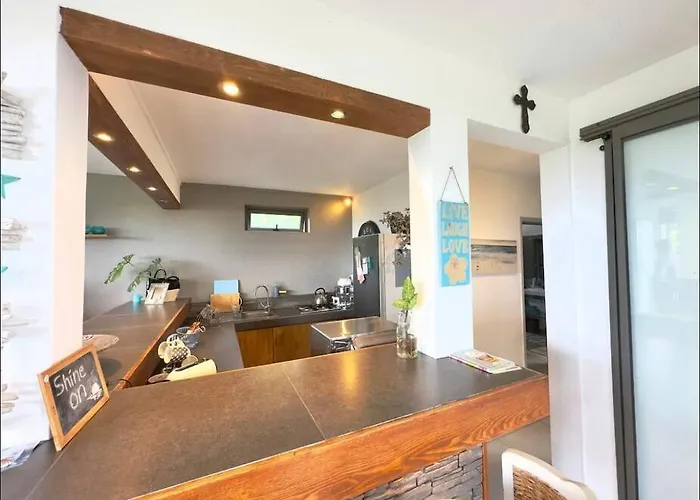 Seaview Sunset Apartment